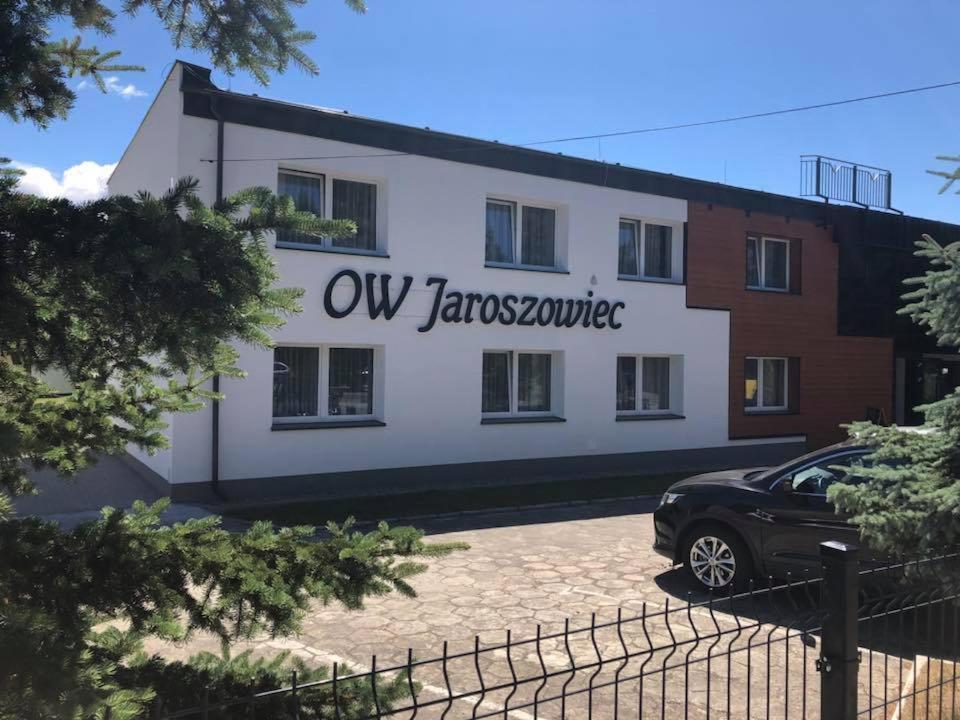 Ow Jaroszowiec 호텔 Łazy 외부 사진